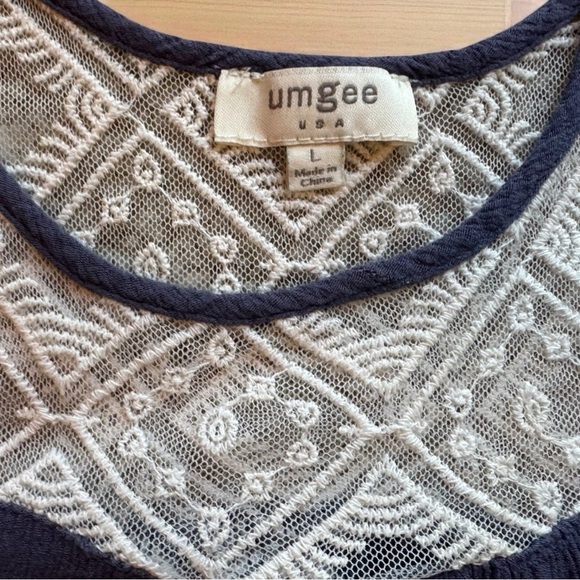 Umgee USA Cold Shoulder Boho Blouse with Crochet Lace - Size L - Picture 11 of 13